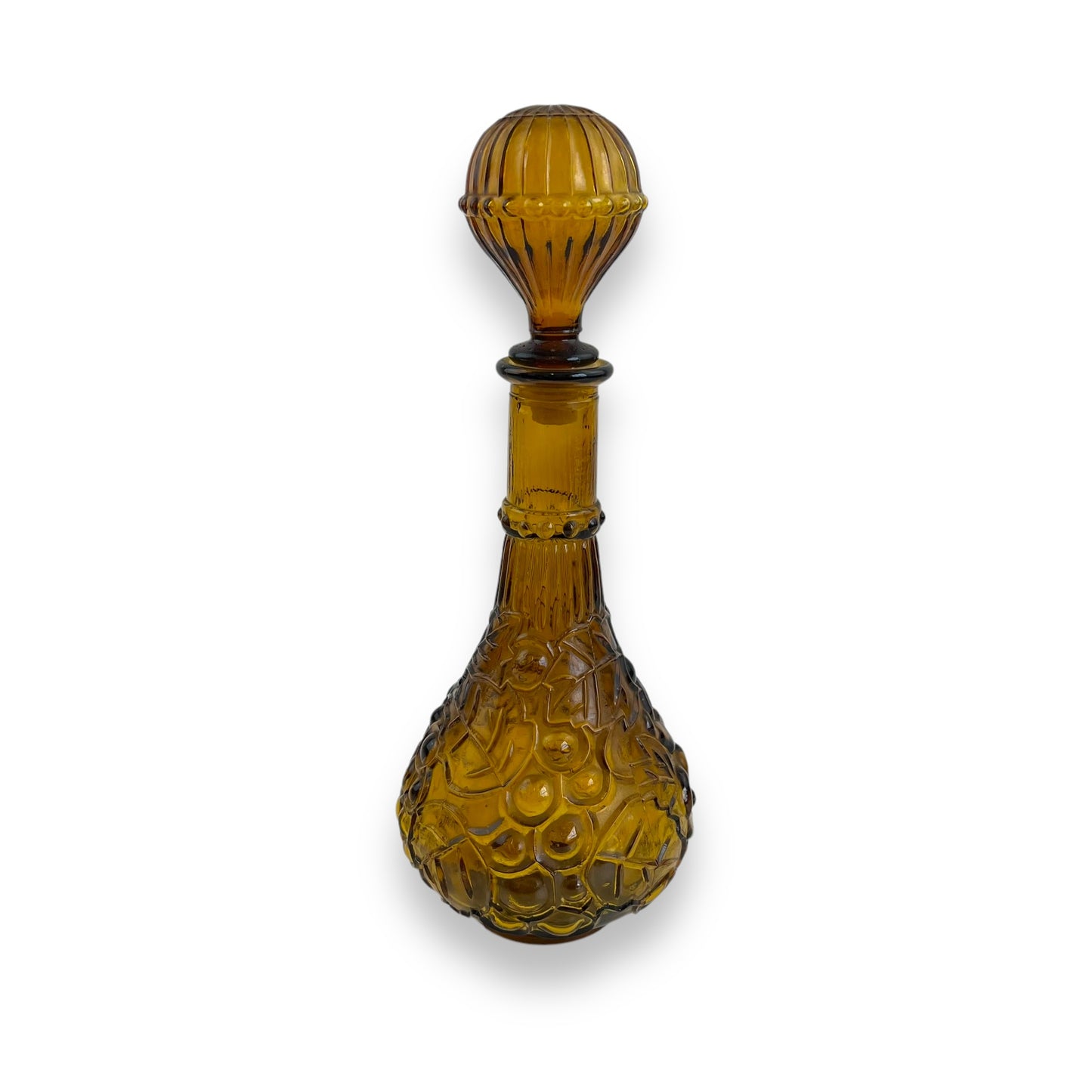 Amber Glass Decanter with Stopper – Textured Grapes & Vine Motif
