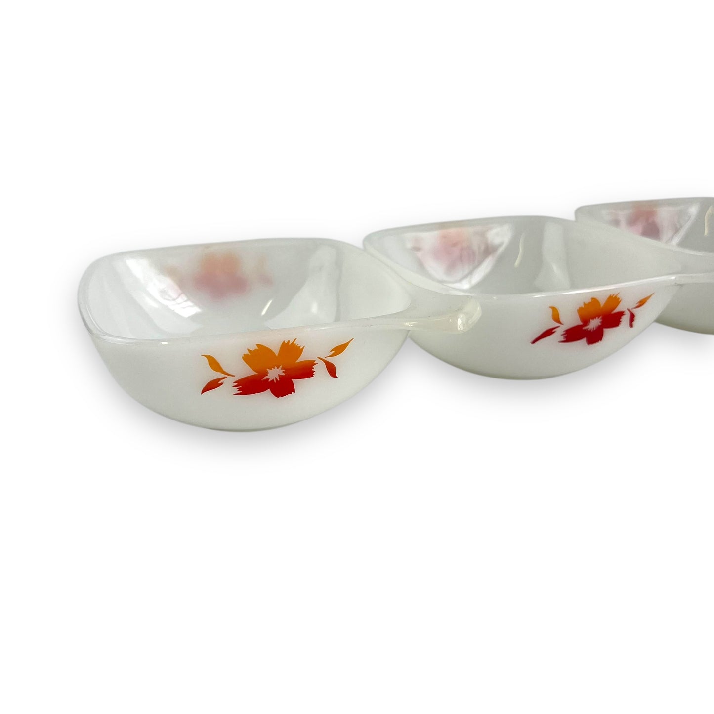Crown Pyrex Cape Tulip Milk Glass Ramekin Set - Orange and Red Floral Design (Set of 4)