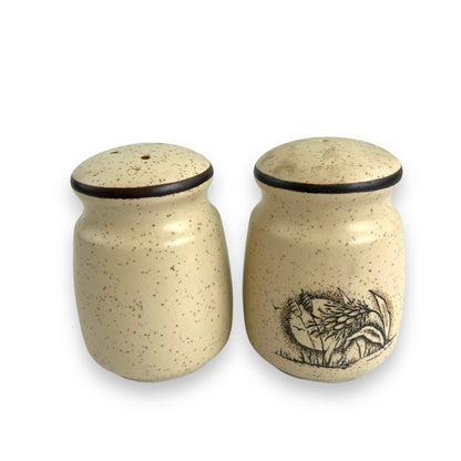 Speckled wheat art salt and pepper shaker set