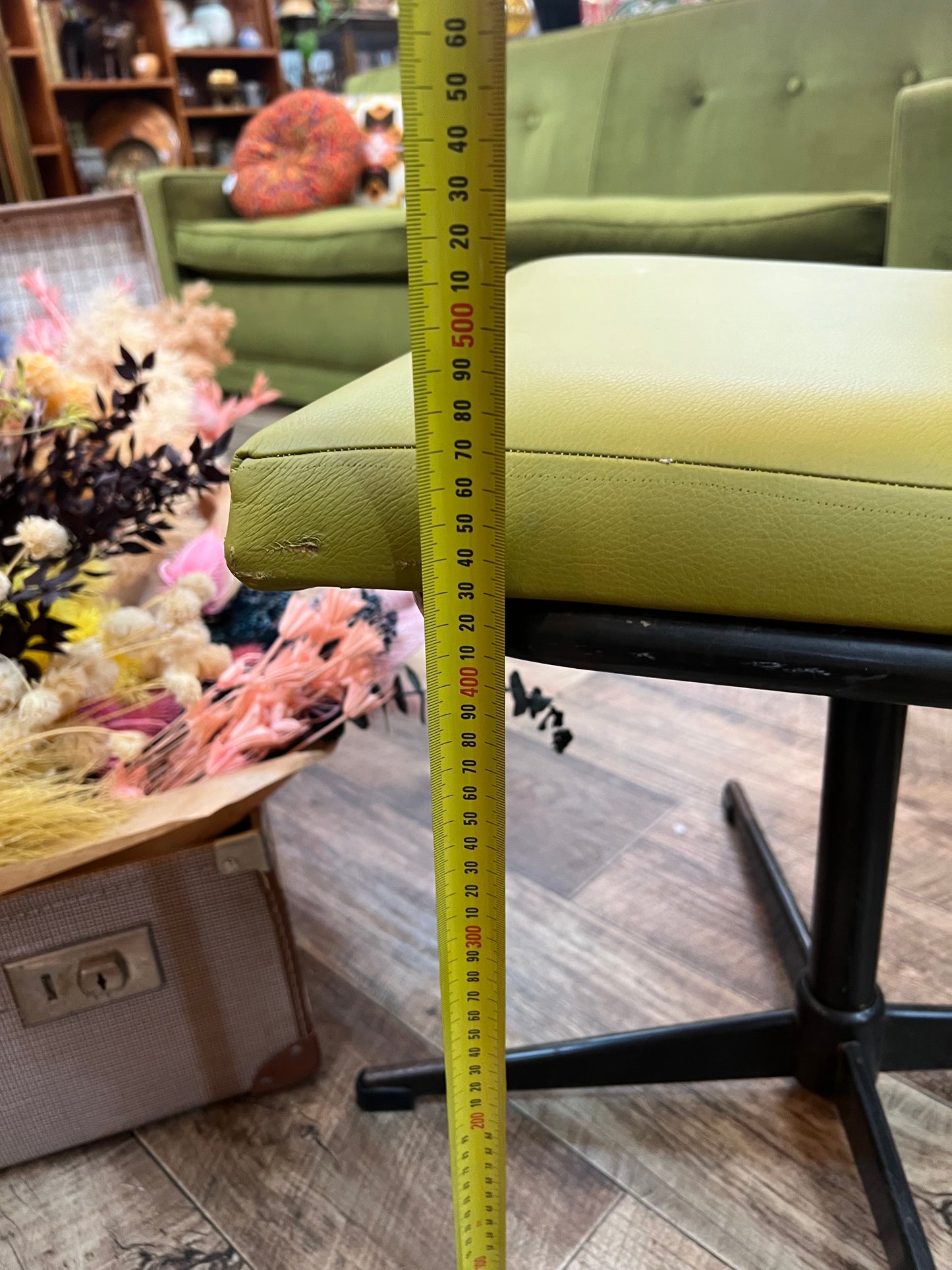 Set of 4 Vintage Lime Green Swivel Dining Chairs on Steel Base
