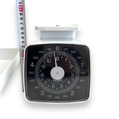 Krups white plastic kitchen scales