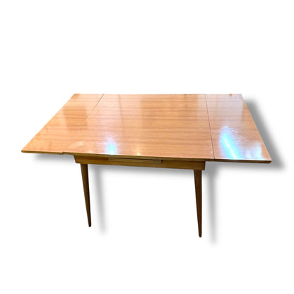 Extendable Dining Table; laminate top