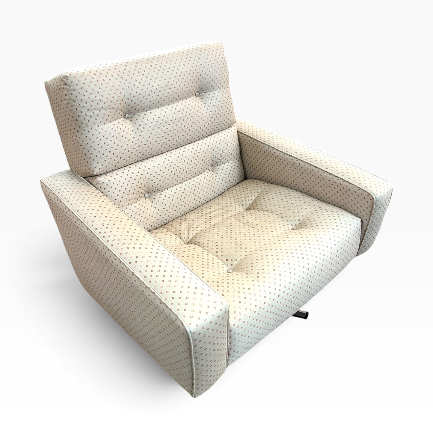 Swivel Lounge Chair – Cream Spotted Upholstery