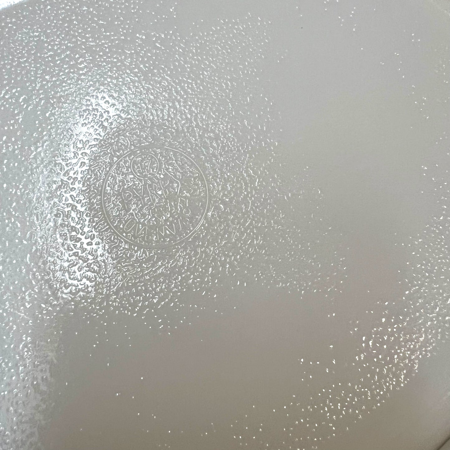 White Crown Pyrex Oval Baking Dish