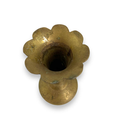 Brass vase with scalloped edge rim