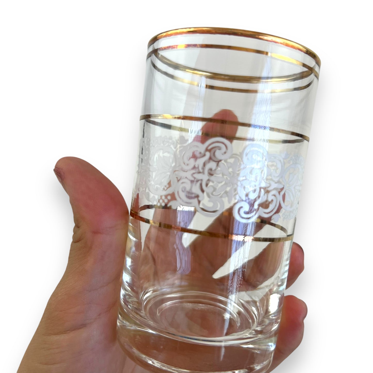 White ornate pattern with gold band glass set of 4