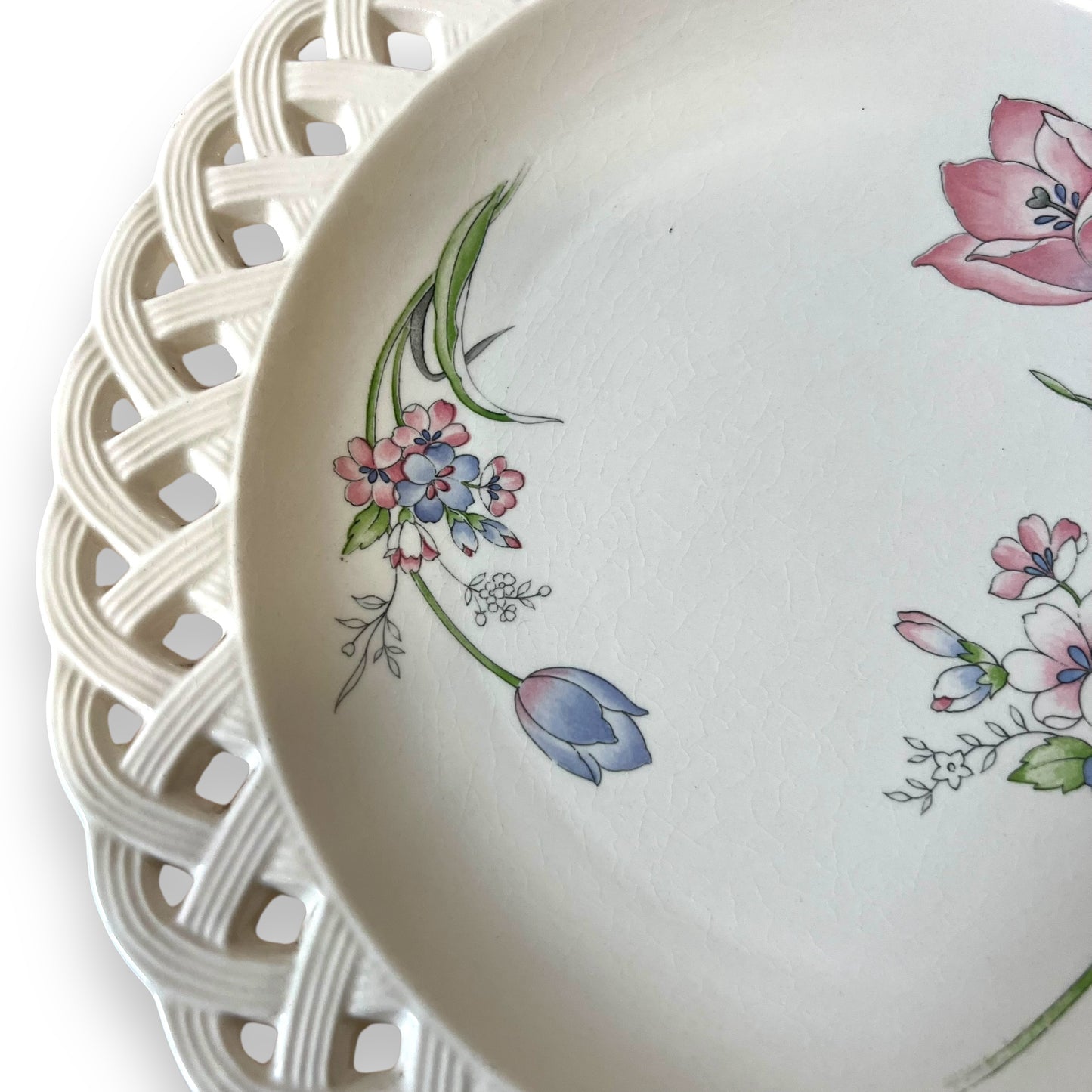 Yamazaki Royal Lattice Plate – Floral Design with Openwork Border, Made in Japan