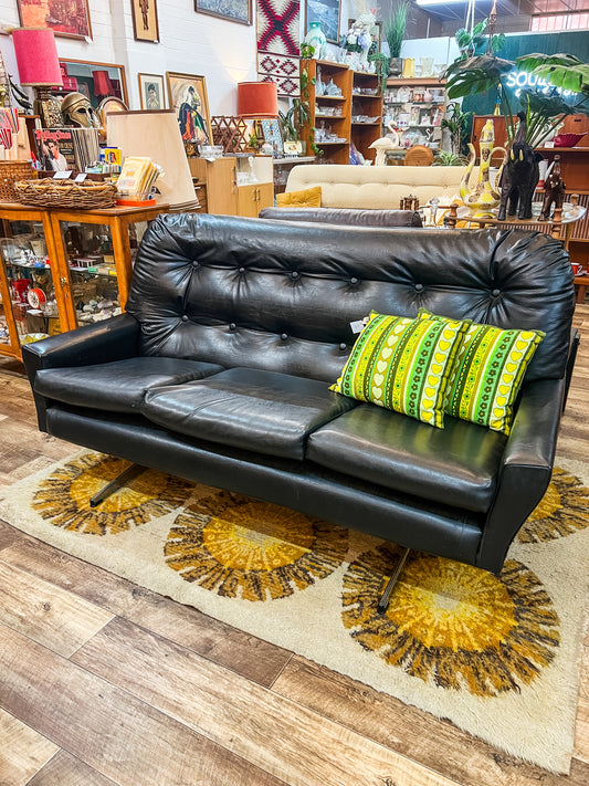 Mid-Century Black Vinyl Lounge – Retro 3-Seater Sofa