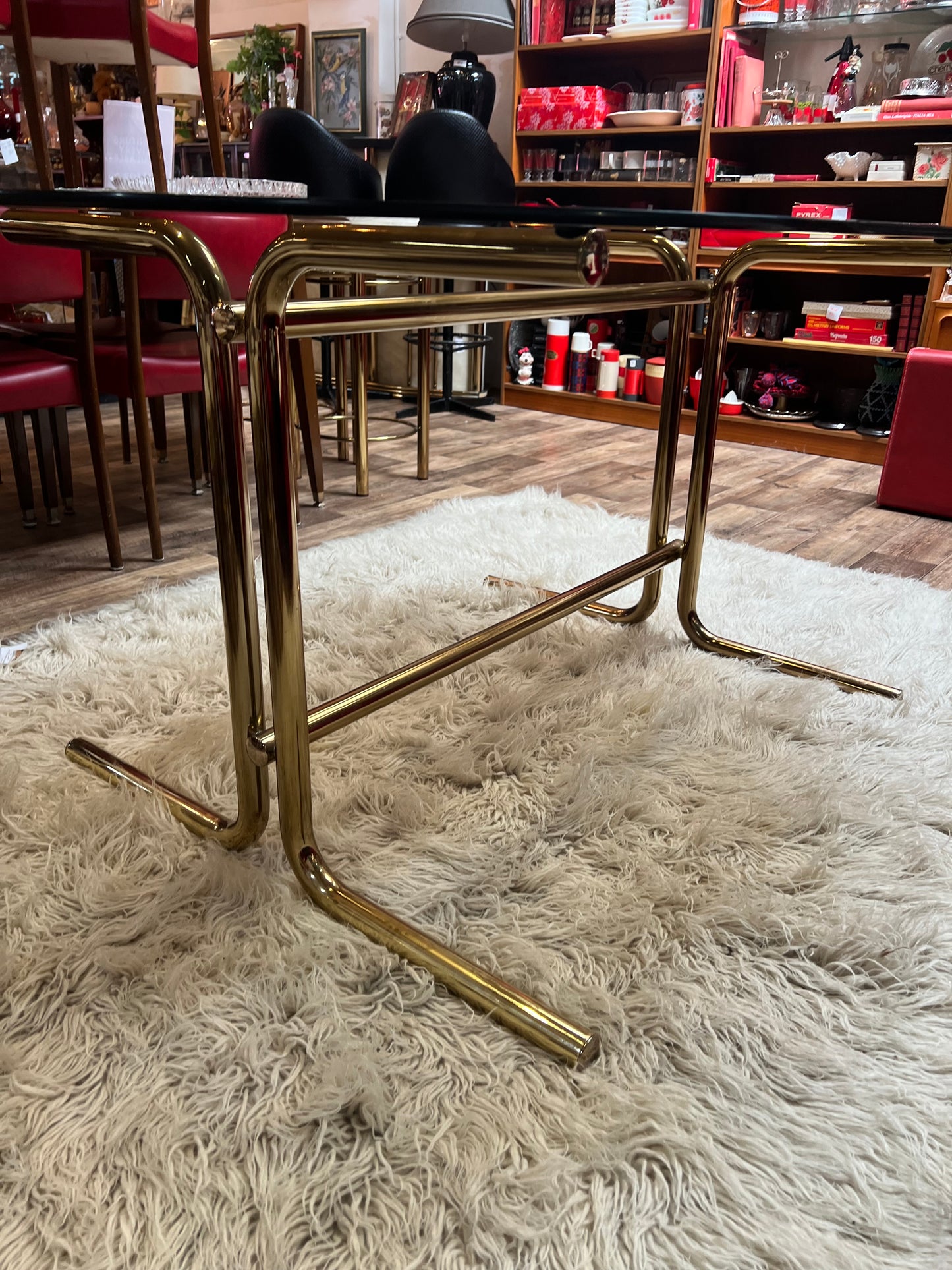Brass & Smoked Glass Dining Table with 6 Chairs cream upholstery