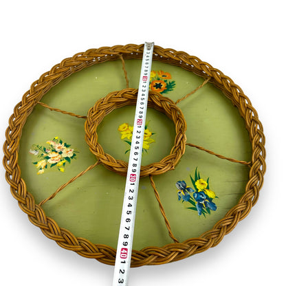 Green cane sectioned basket round tray