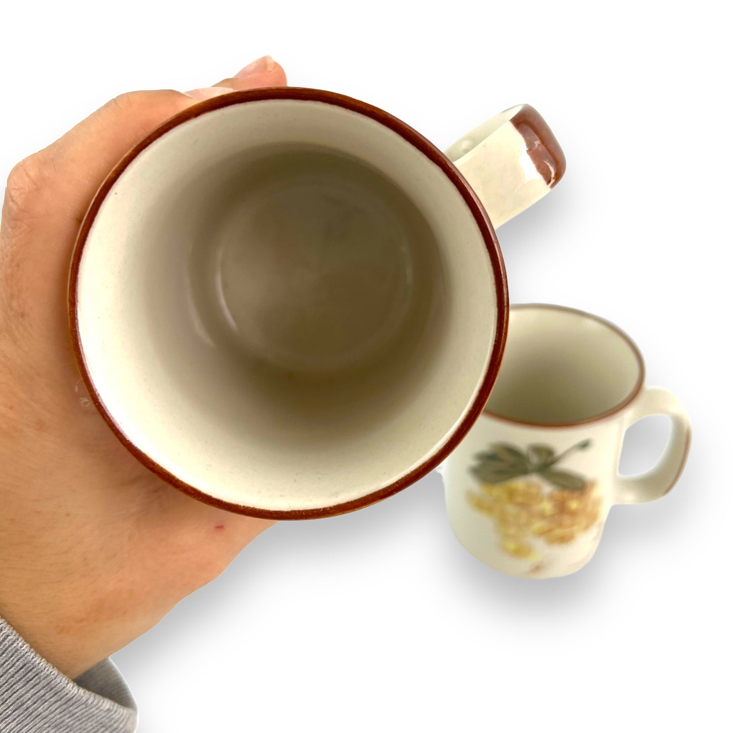 Yellow grape pattern mug set of 2