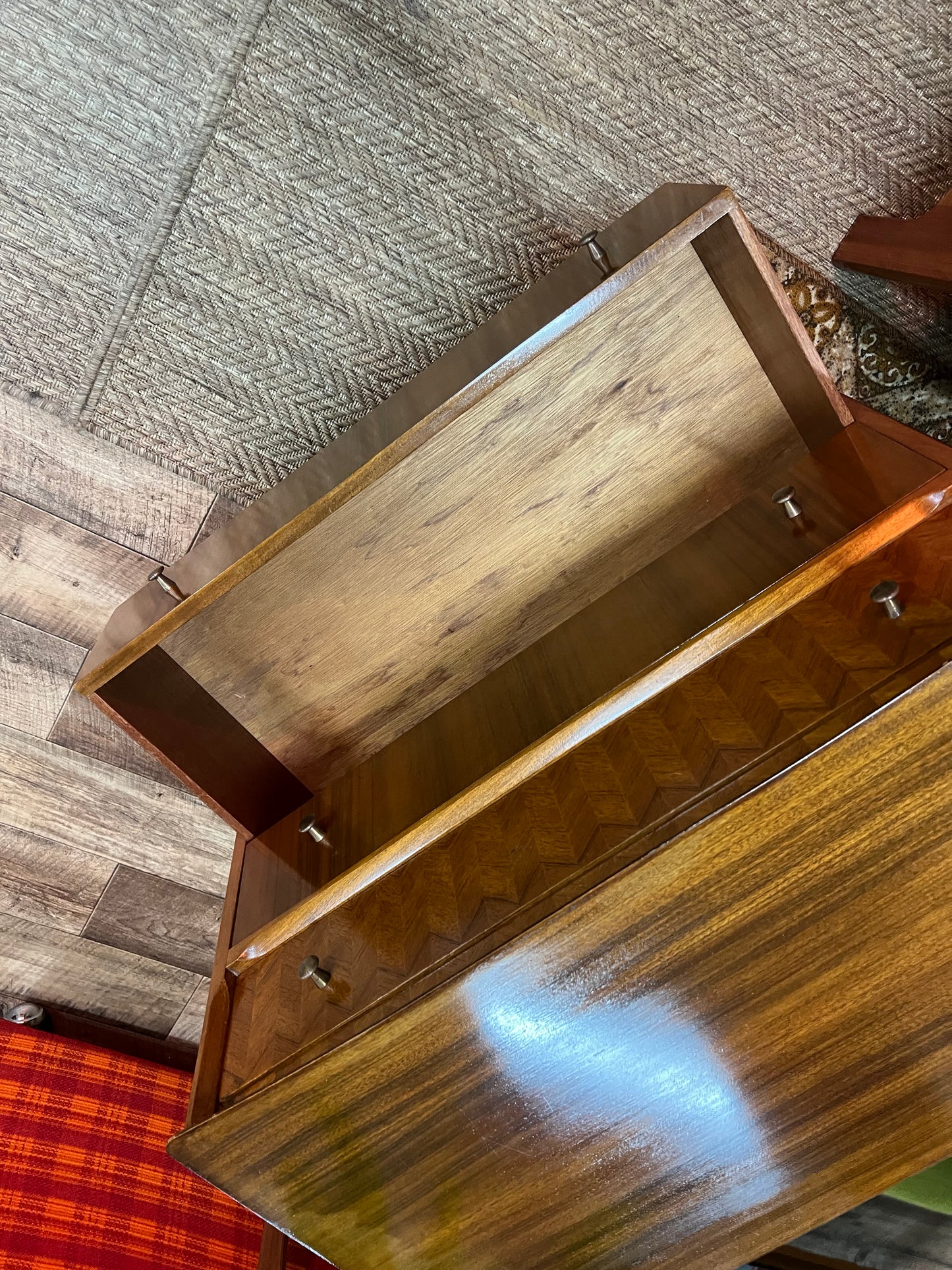 Uniflex Chest of Drawers by Peter Hayward