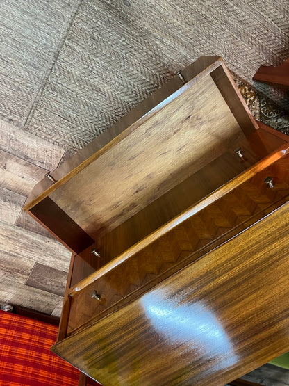 Uniflex Chest of Drawers by Peter Hayward