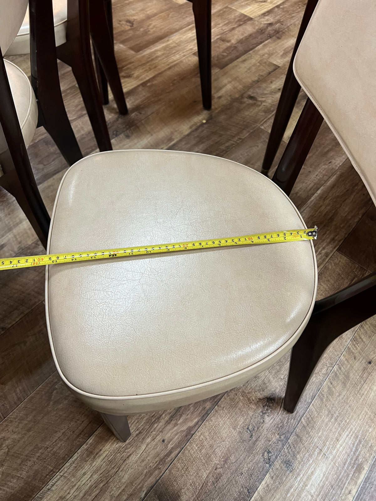 Set of 4 Dining Chairs – Cream Vinyl & Rosewood-Toned Timber