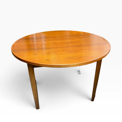 Australian Made Extendable Round/Oval Dining Table – Seats 4–6