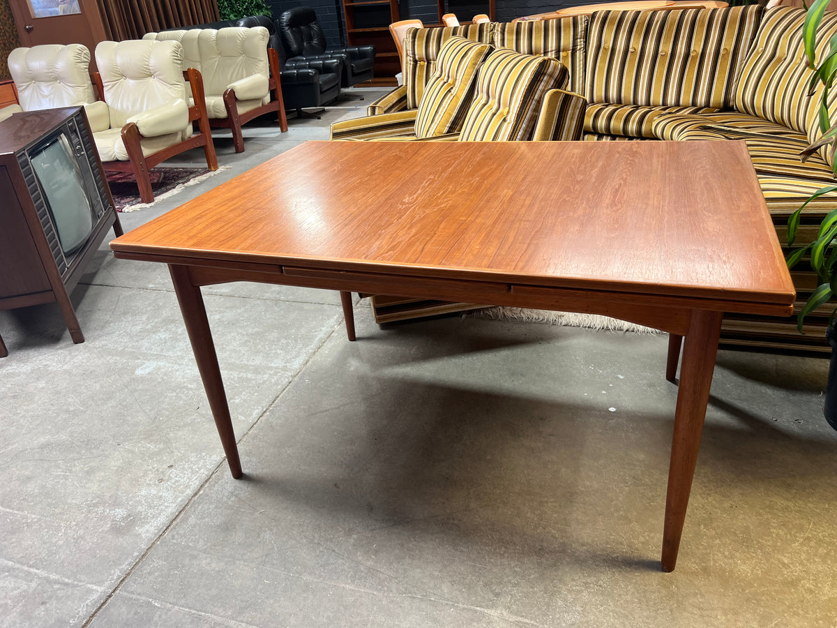 Parker Nordic Extendable Dining Table – Australian Made