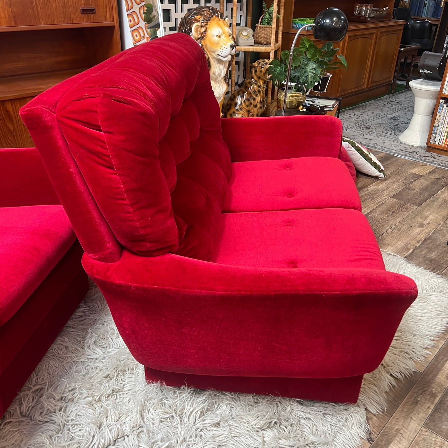 Fler Red Velvet Two-Seater Lounge