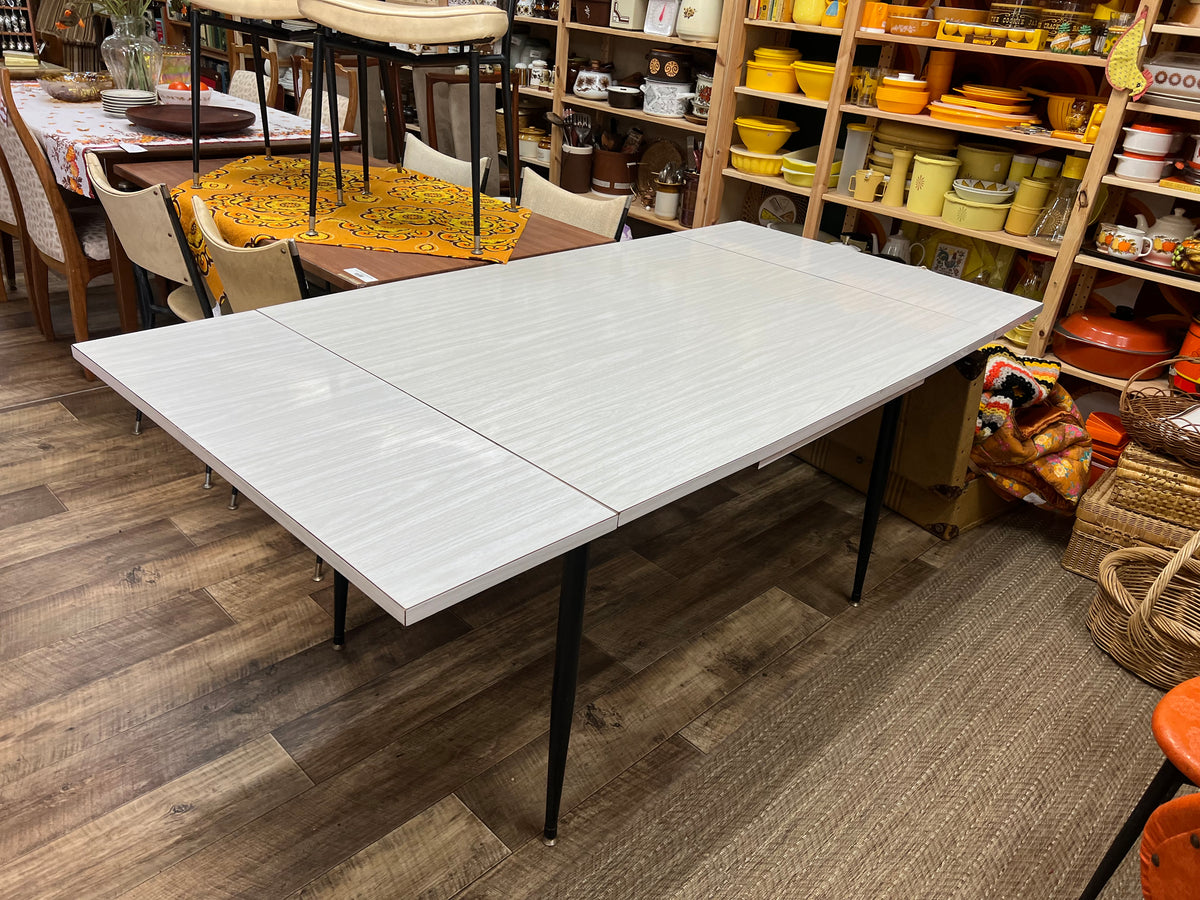 Extendable Laminate Dining Table – White Woodgrain