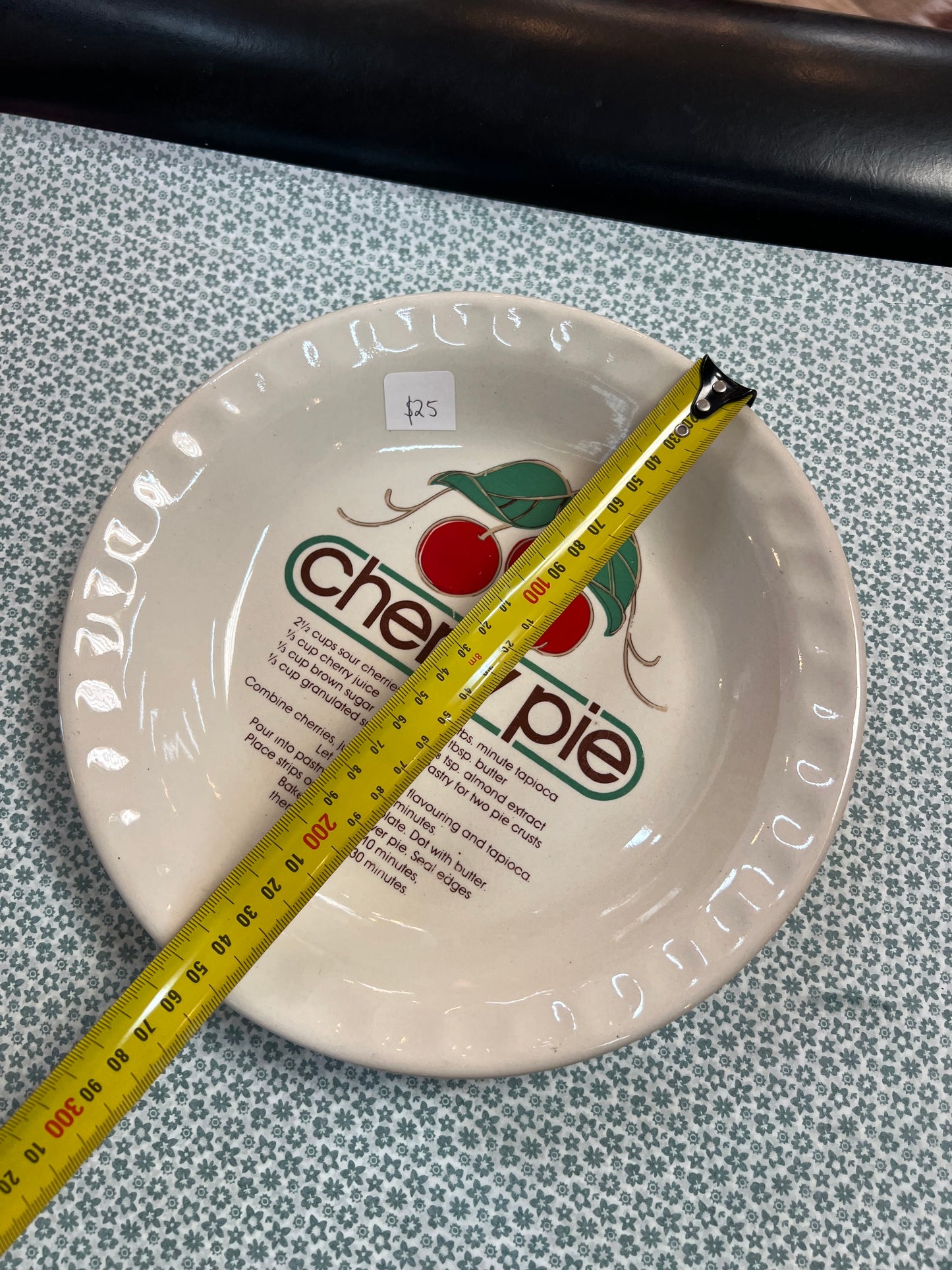Cherry Pie Recipe Plate – Retro Ceramic Pie Dish with Recipe