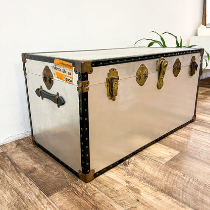 Aluminium Travel Trunk with Keys