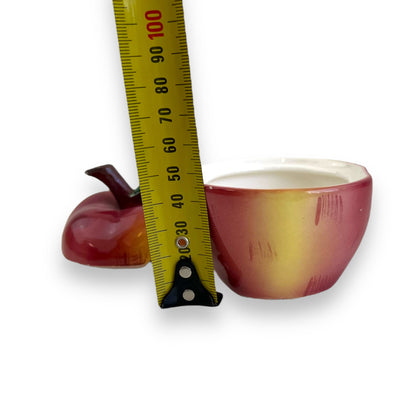 Apple shape condiments bowl with lid