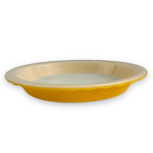 Yellow Crown Ovenware Pie Baking Dish