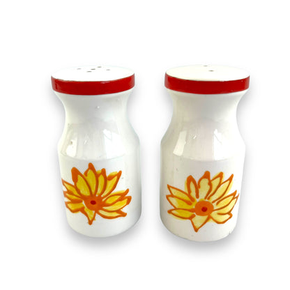 Yellow flower Salt & Pepper Shaker Set