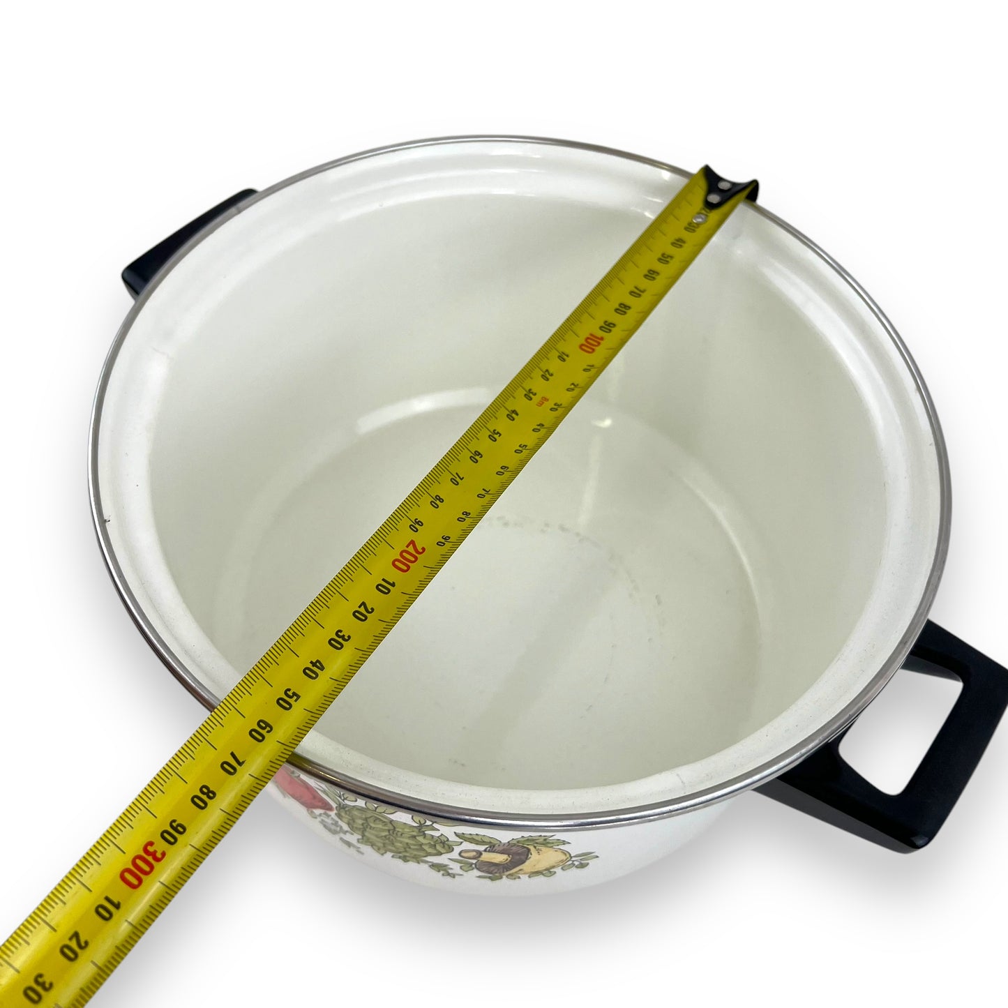 Enamel cooking pot with vegetable decal and green lid