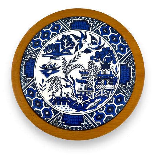 Blue Willow Oriental Pattern Trivet with Rosewood Base
