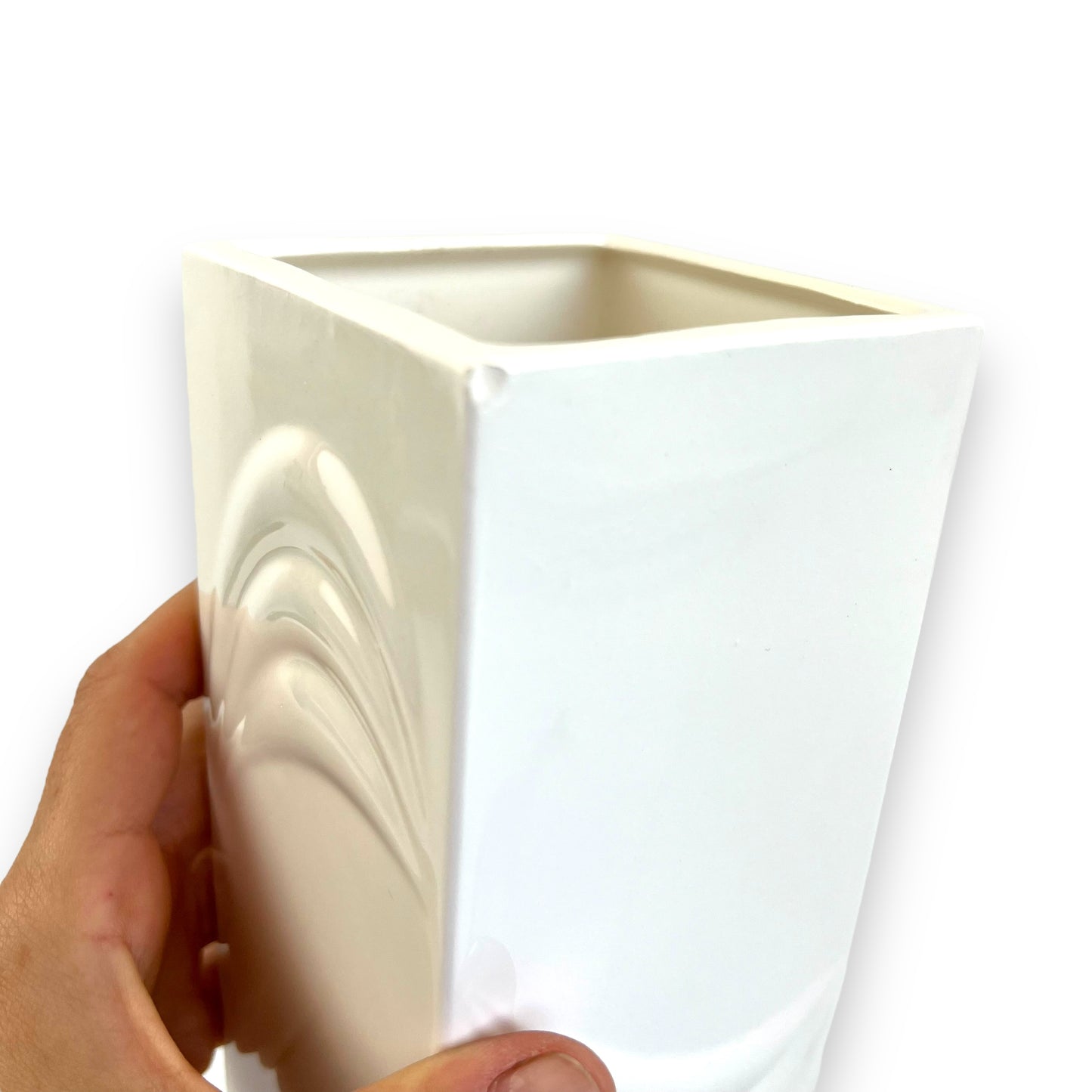 White rectangle vase with arch stripe pattern