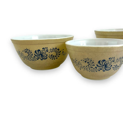 Pyrex Blue Homestead 3-Piece Mixing Bowl Set – Country Farmhouse Blue & Beige