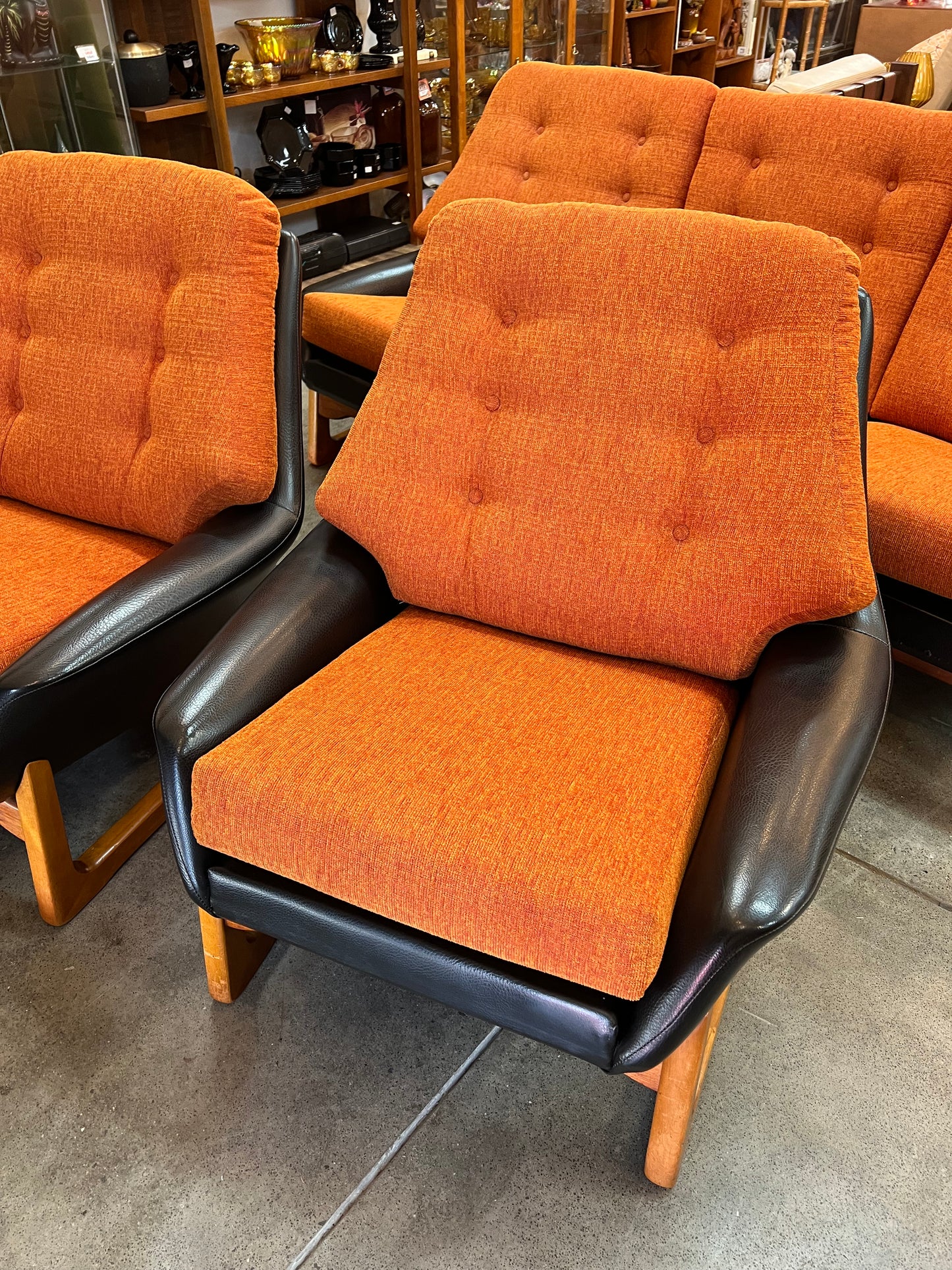#1 Danish Deluxe Trina Single Lounge Chair Orange and Black