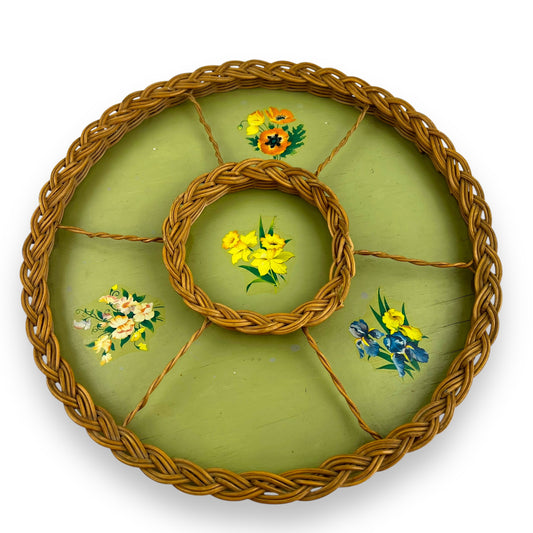 Green cane sectioned basket round tray