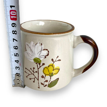 White & Yellow Flower Mug Set of 2