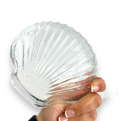 Glass Shell Shape Dish