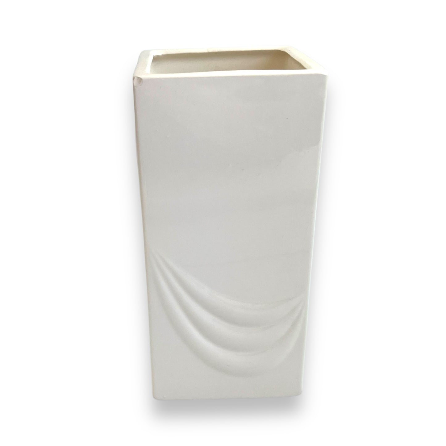 White rectangle vase with arch stripe pattern
