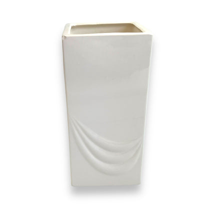 White rectangle vase with arch stripe pattern
