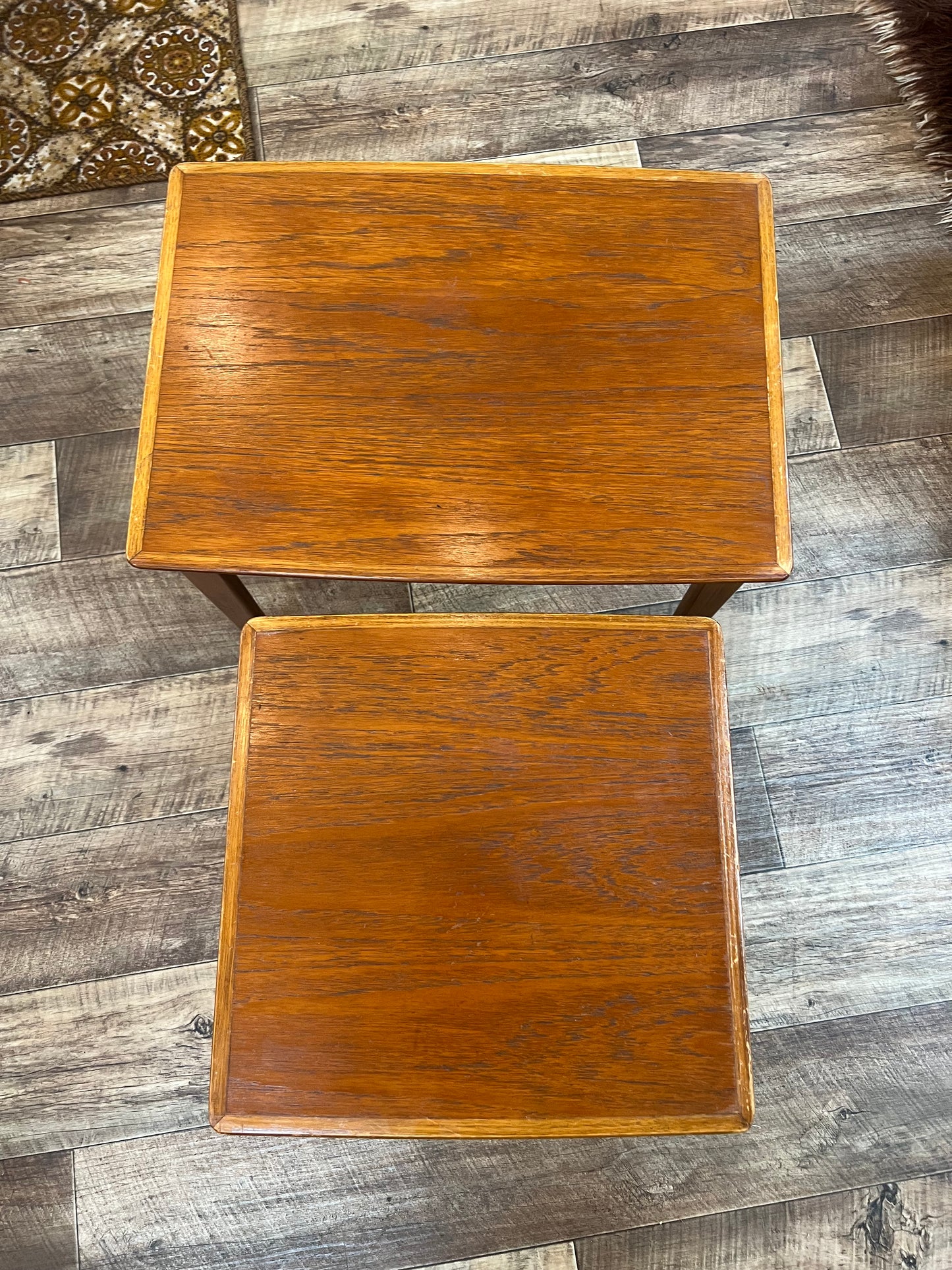 Mid Century Nesting Table Set of 2