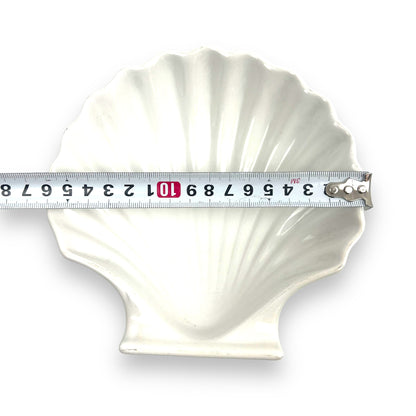 White shell bowl/trinket dish