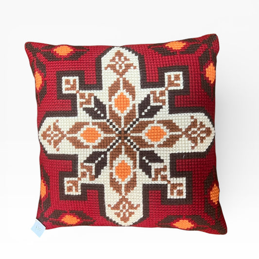 Handwoven Wool Cushion – Geometric Pattern