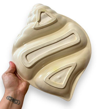 Beige Shell-Shaped Serving Platter