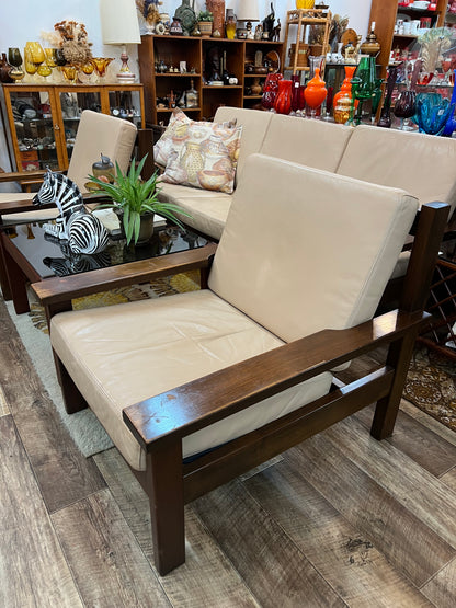 2.Single Lounge Chair Wooden Frame