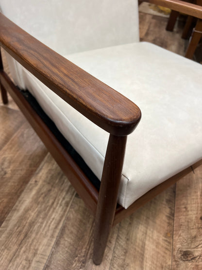 #1 Malmo Furniture Adelaide Mid Century Lounge Armchair