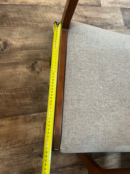 Parker Mid Century Teak Dining Chairs – Set of 6 (2 Carvers + 4 Chairs)