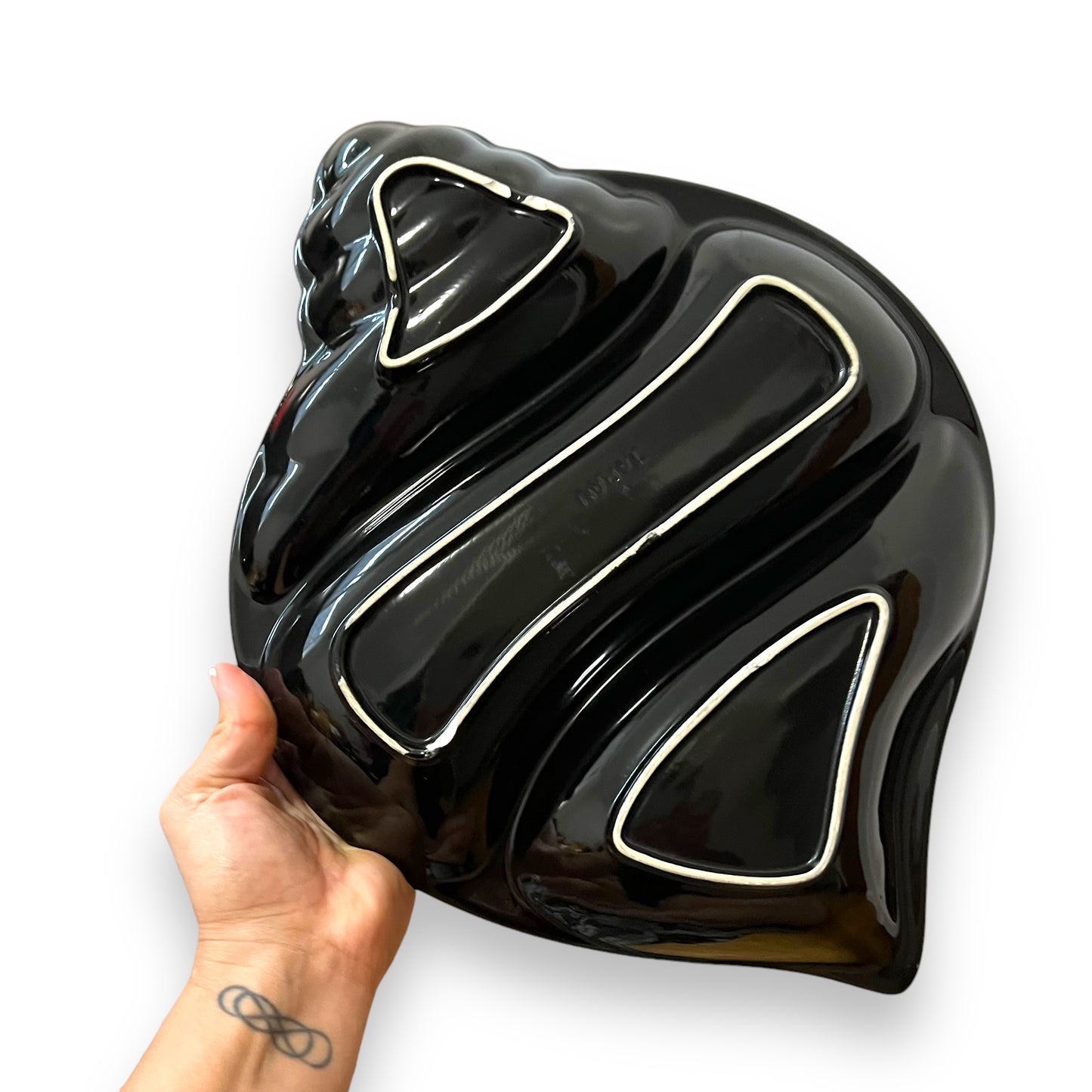 Black Shell-Shaped Serving Platter