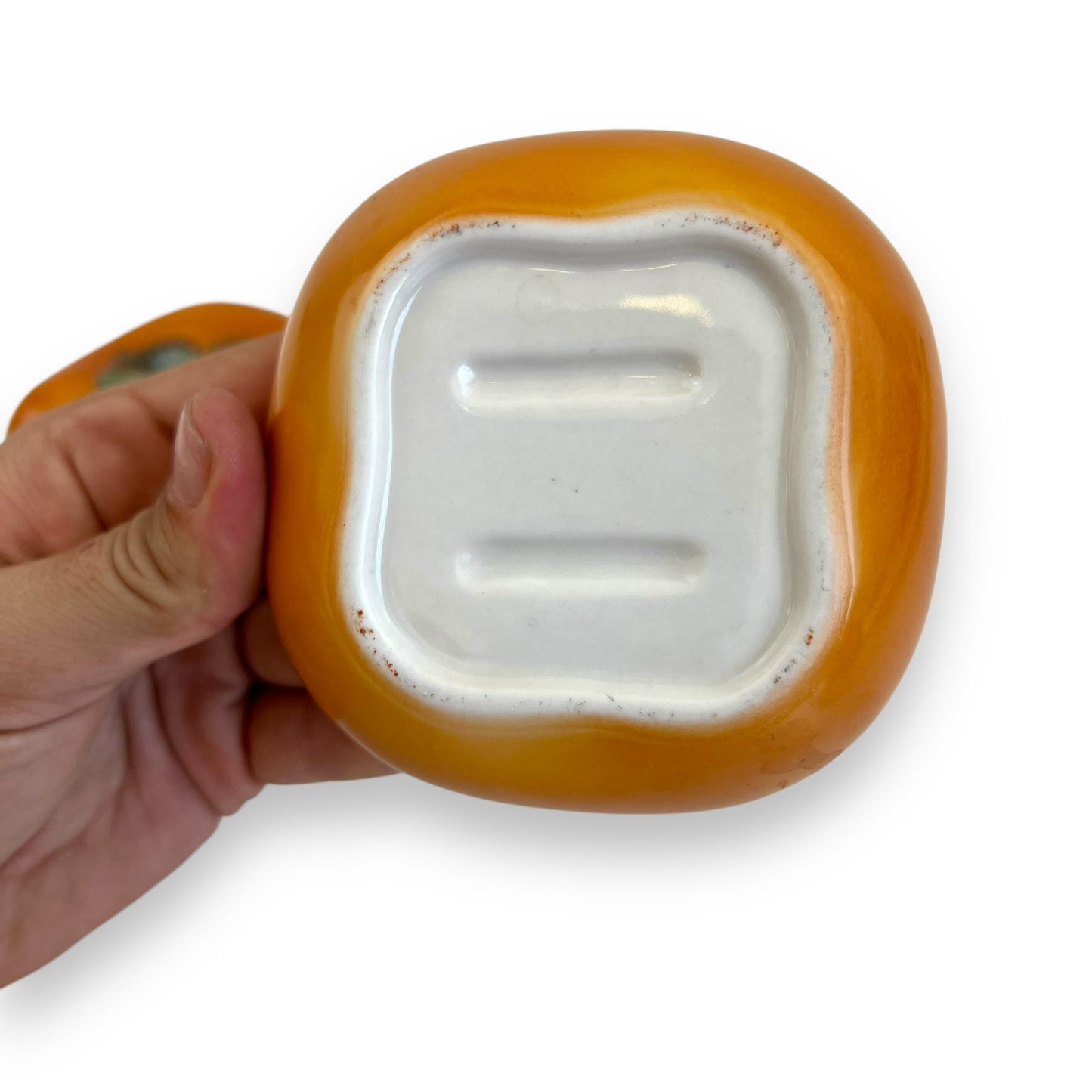 Orange pepper condiments dish with lid