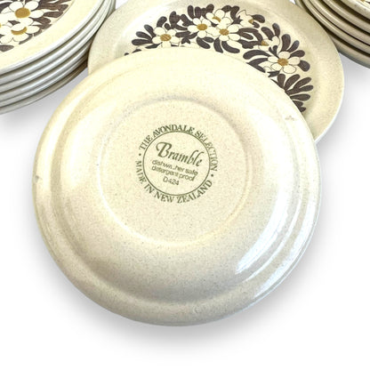 Bramble Dinner Plate & Bowls Set - Made in New Zealand