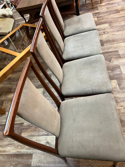 Parker Furniture Mid-Century T-Back Dining Chairs – Set of 4