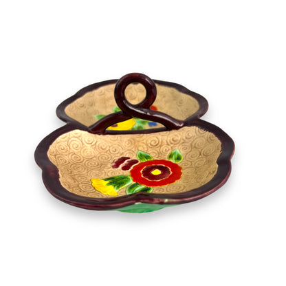 Two part flower dish with handle