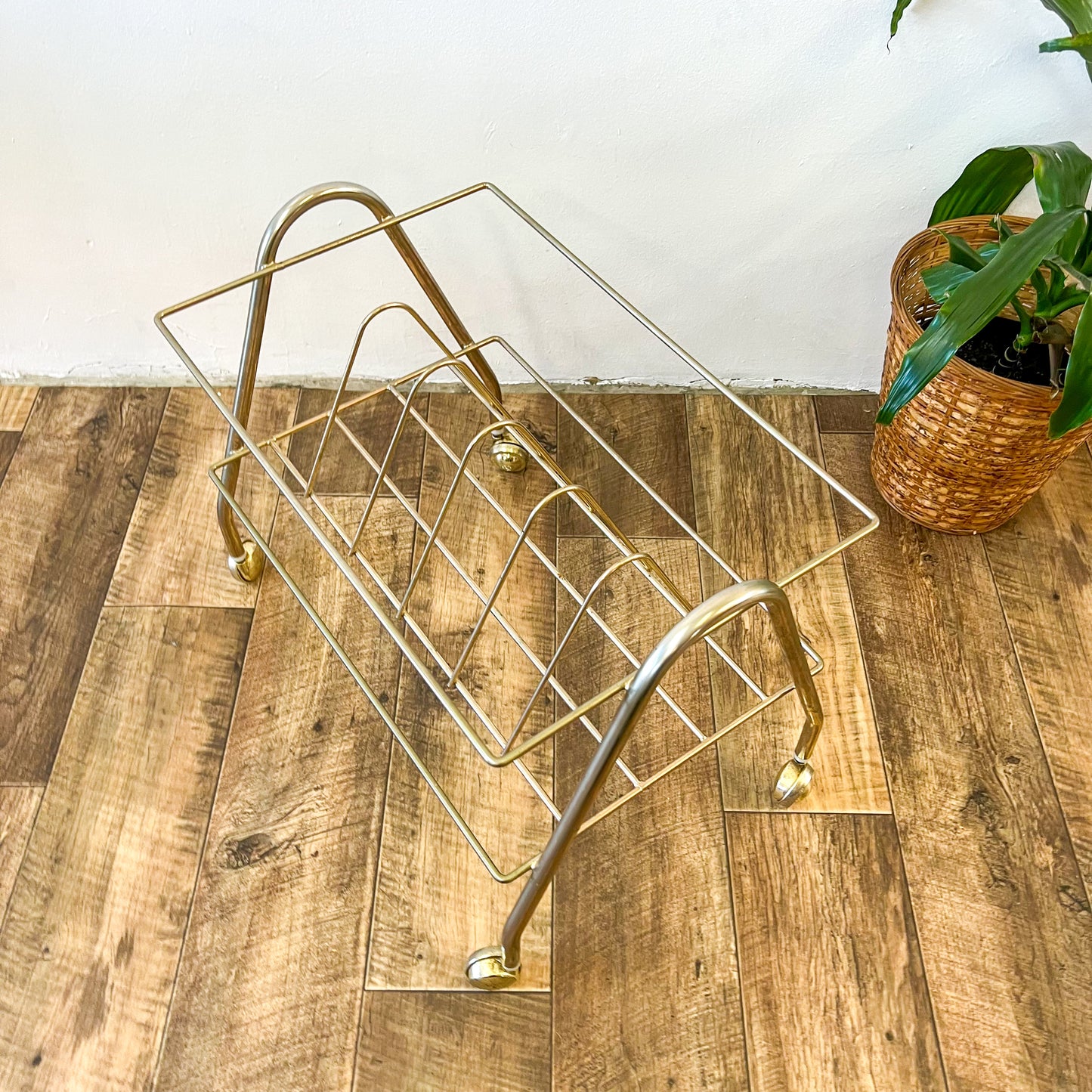 Retro chrome vinyl record storage rack
